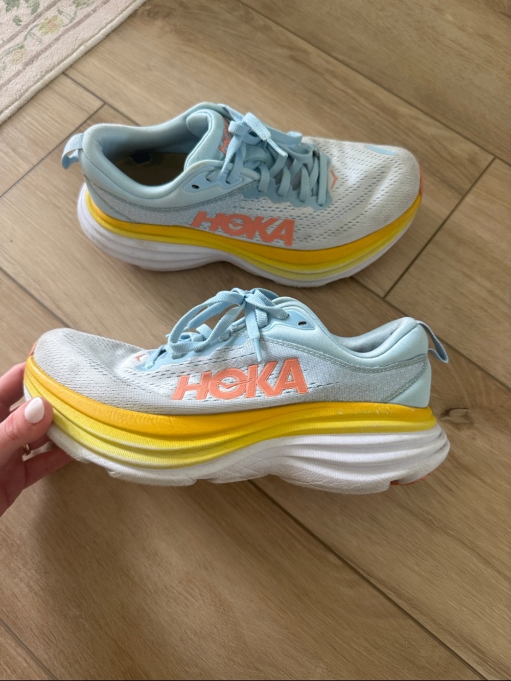 HOKA BONDI 8 teal, coral, yellow